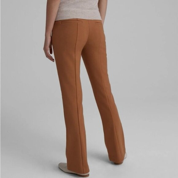 Aritzia Babaton Sculpt Knit V Crop in TERRACOTTA Color - Picture 2 of 5
